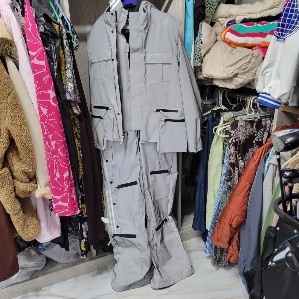IVY PARK Gray Suit with Black Accents